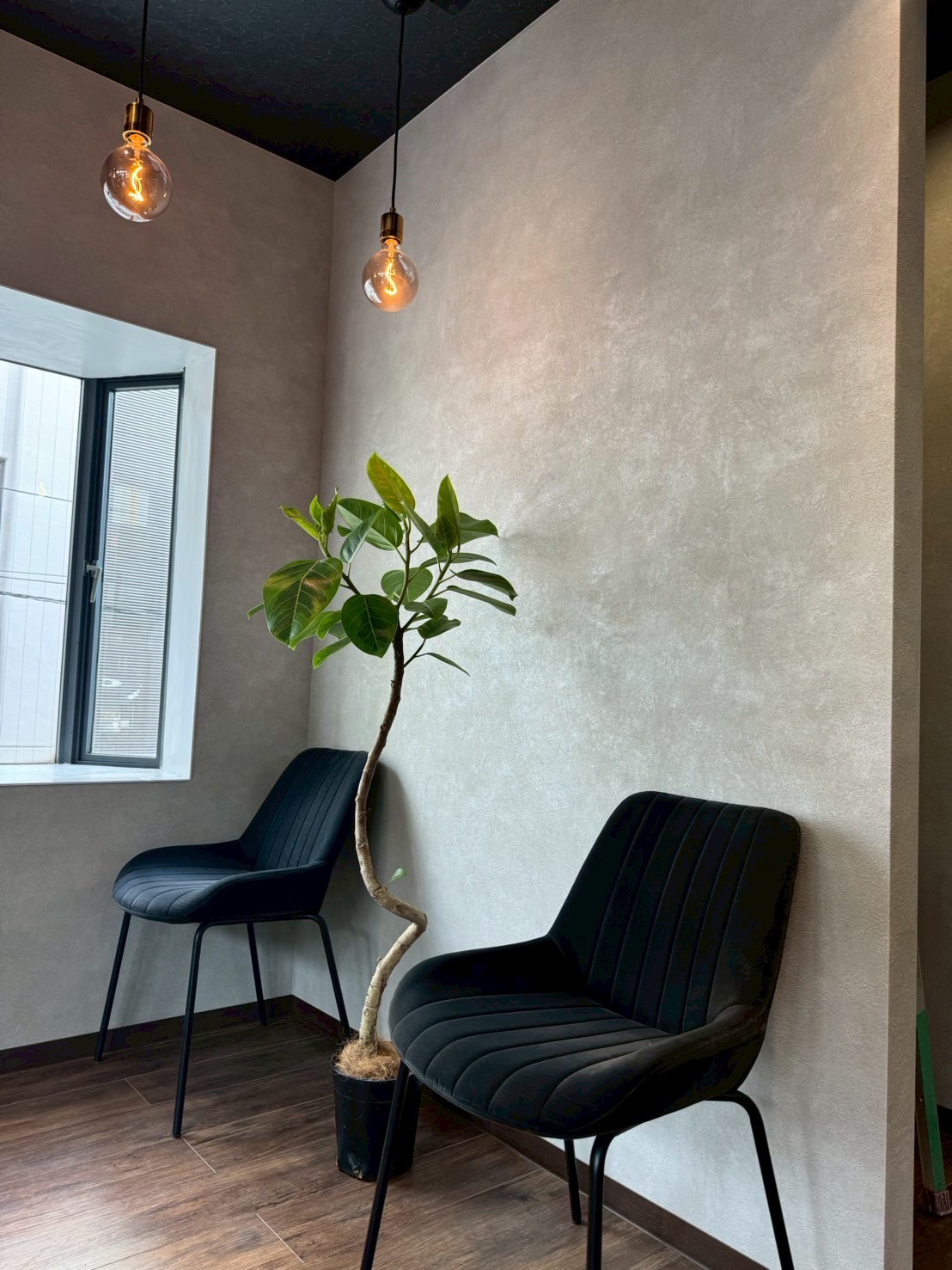 arum hair lounge by em