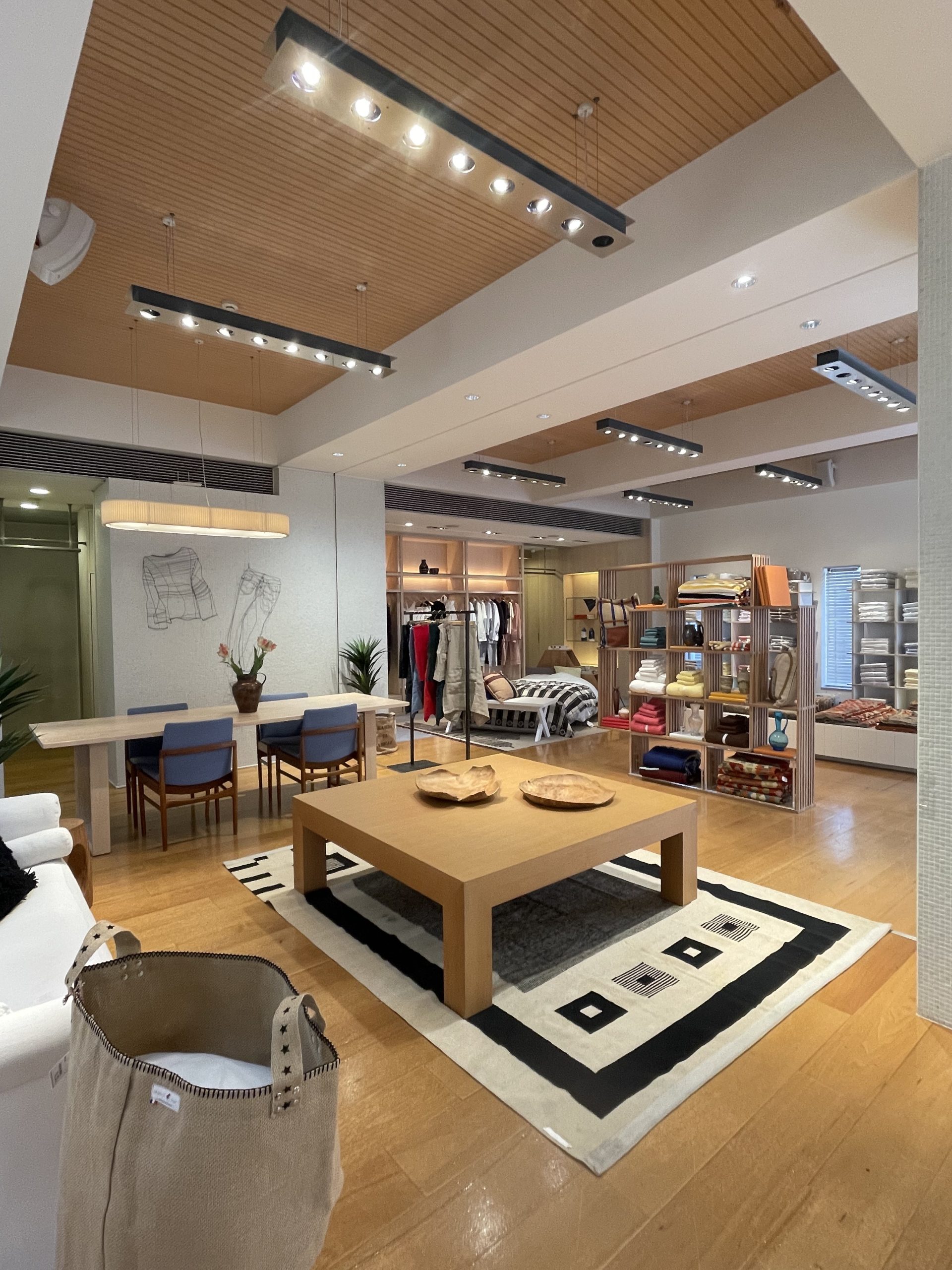 トゥモローランドホーム元町店